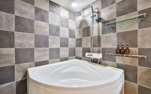 Hotel Yeogiuhtte Gumi Indong 2nd Branch