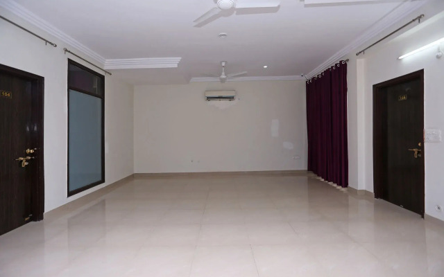 Raj Inn By OYO Rooms