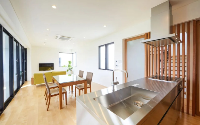 E-horizon Resort Premium SESOKO C