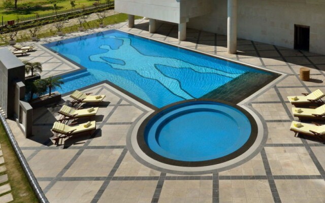 The Lalit Chandigarh