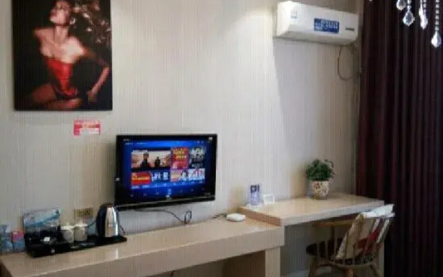 Longli Jiaxing Fashion Hotel