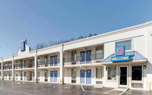 Motel 6 Kingston, TN