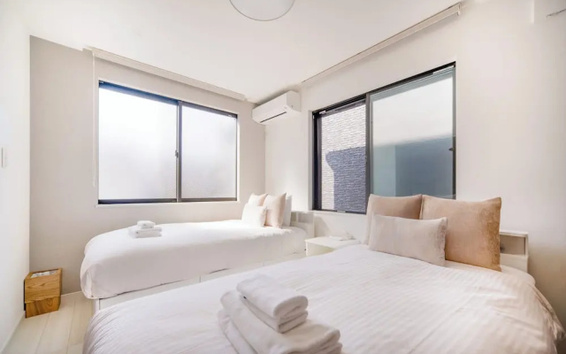 Maison Le Blanc Shironeri – Guest Rooms – Osaka