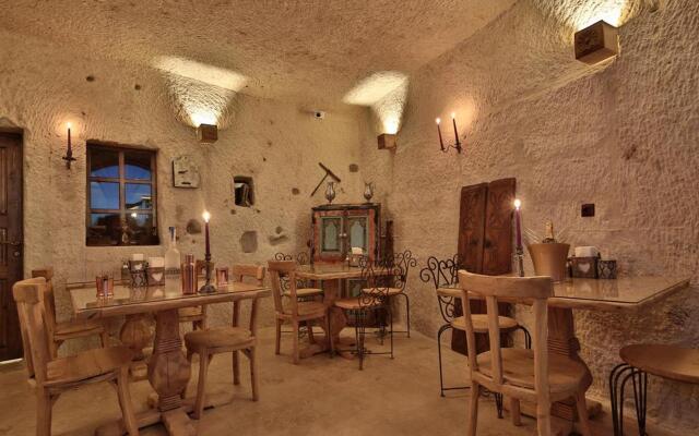 The Owl Cave Hotel