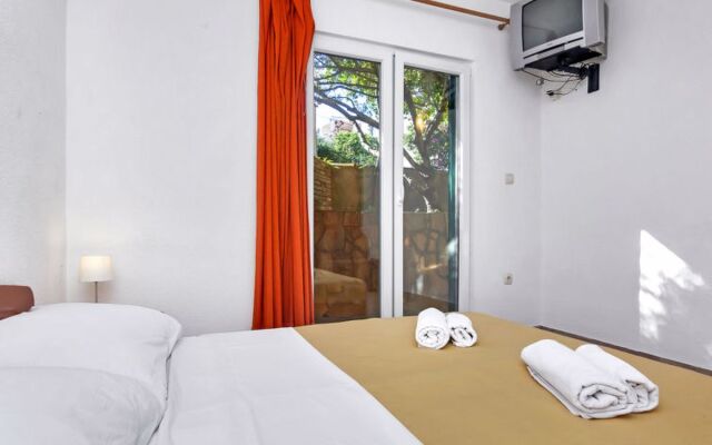 Apartment Rubin Hvar/Pokrivenik 22876