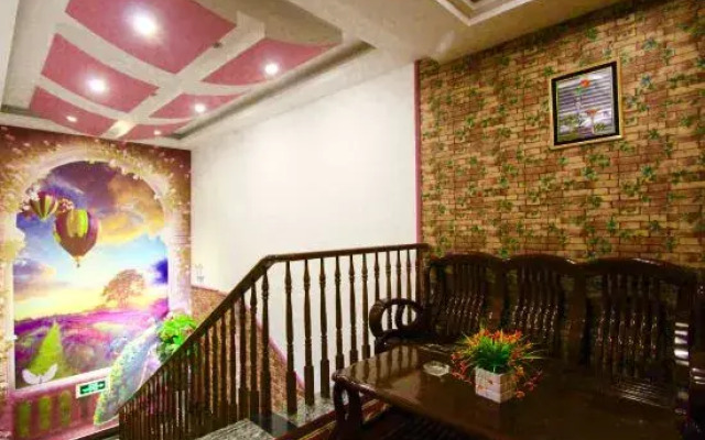 Pinghu Shanshui Renjia (Zhapu Branch)
