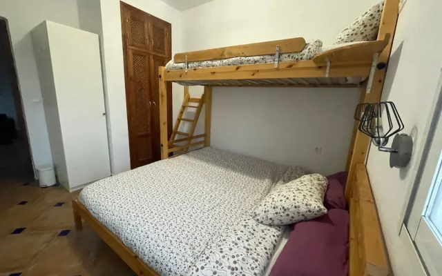 Lovely 10-bed Villa With Private Pool & Garden