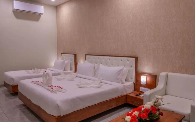 Savitri Resorts