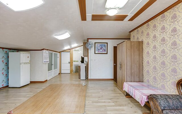 Buan Kkum-ui Pension