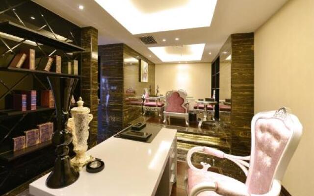 Xiamen Discovery Hotel