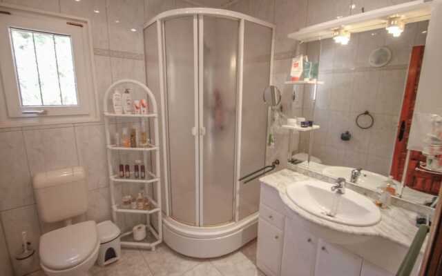 Sola - pretty holiday property with garden and private pool in Benissa
