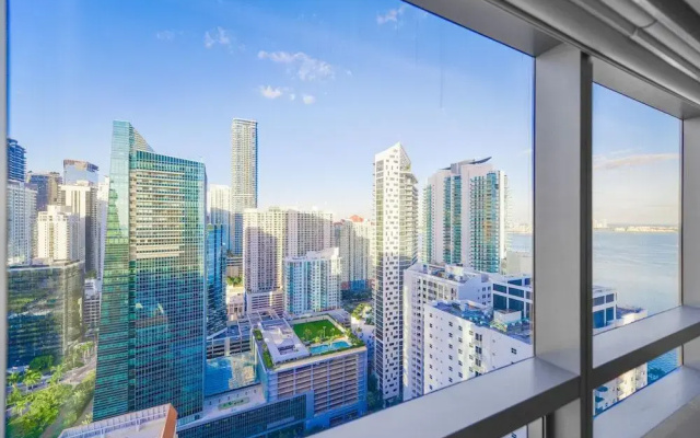 Brickell City Views Condo At The Four Seasons