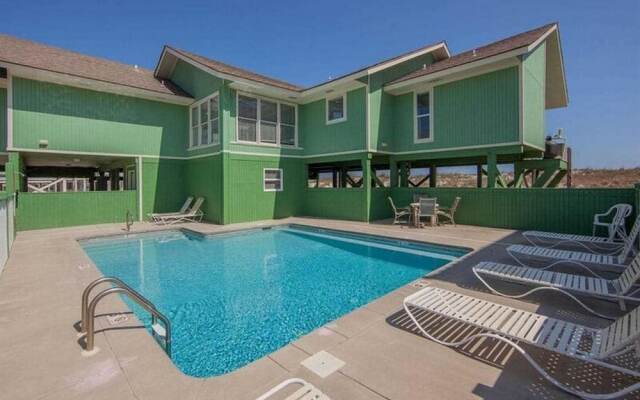 Summer Tide by Meyer Vacation Rentals