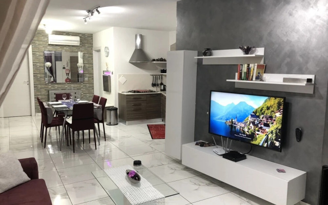 Marsascala Sea View Luxury Apartment & Penthouse