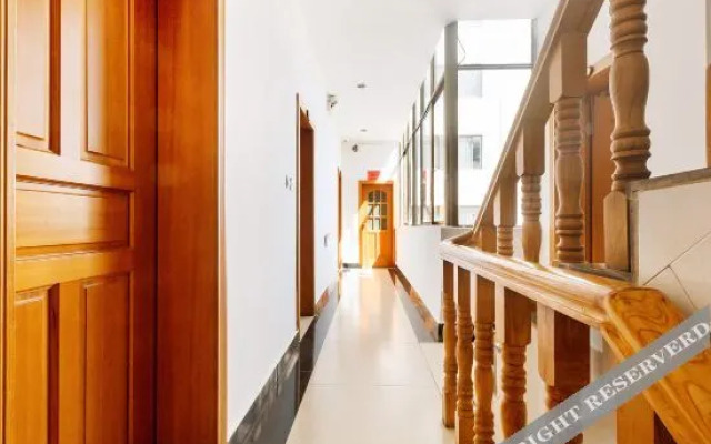 Oyo Shuanglong Hotel