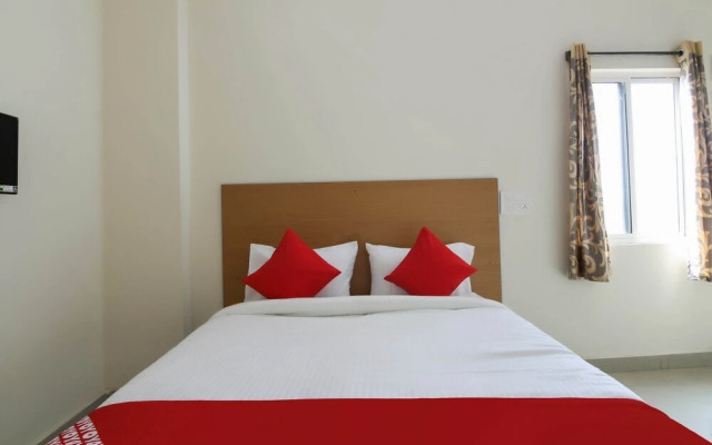 M & M Rooms by OYO Rooms