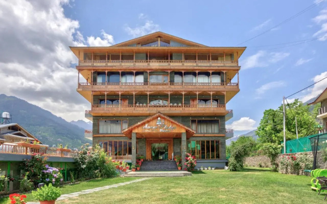 Snow Flakes Resort And Spa Centrally Heated Luxury Resort