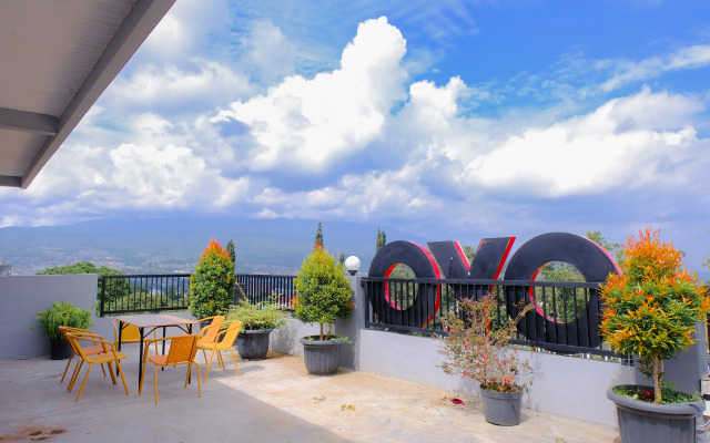 OYO 354 32 Guest House