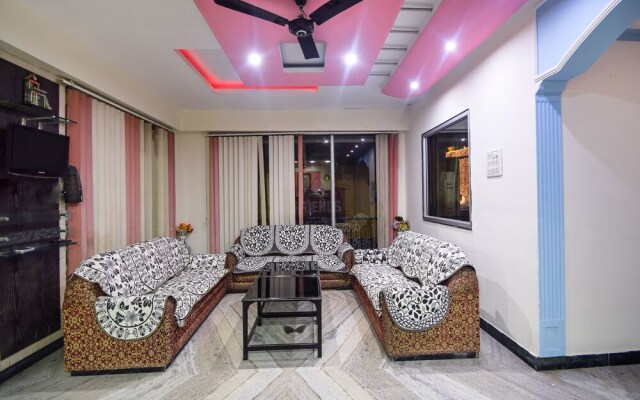 OYO 19937 Hotel Rajkamal International