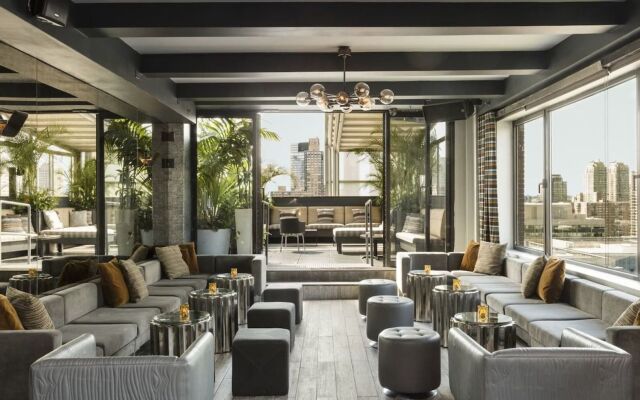 Empire Hotel