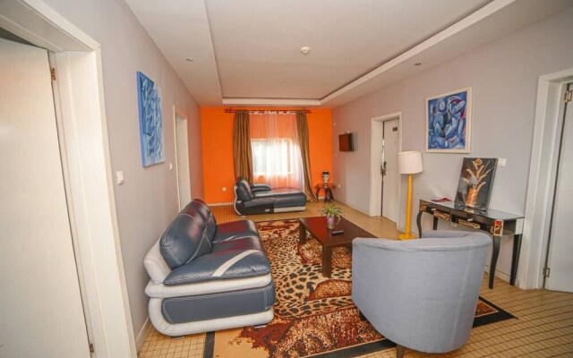 Fini Hotel Bobende