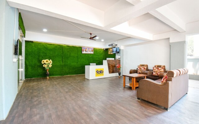 Fabhotel Skylight Studio Rooms