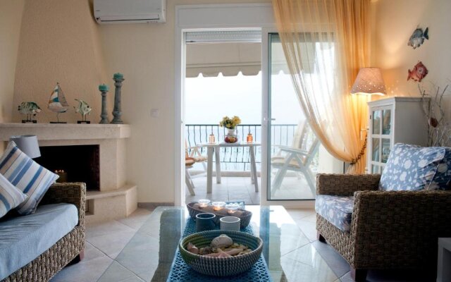 #Luxlikehome - Siviri Seaside Residence