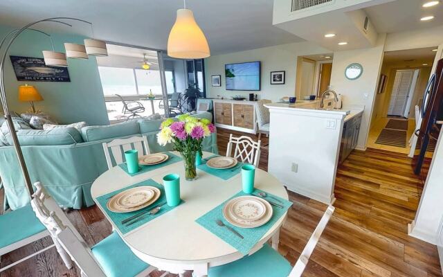 Palm Bay Club 7th-floor Oceanfront Condo on Private Beach