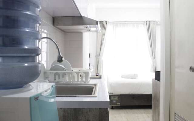 Modern Look Studio Apartment at Grand Asia Afrika