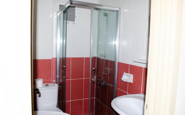 Dilhan Hotel