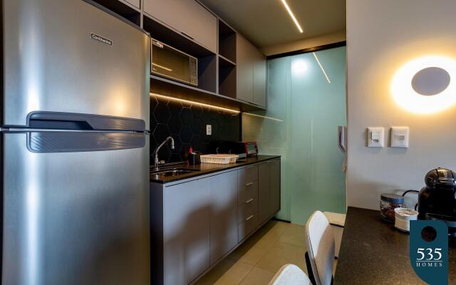 Apartamento no Condomínio Barra 535
