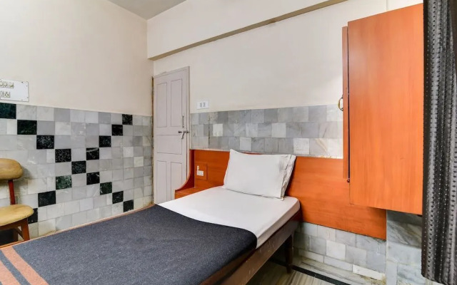 Hotel Ganesh by OYO Rooms