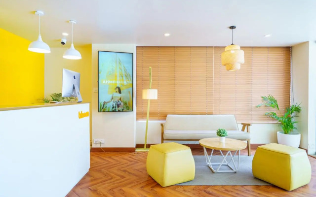 Bloom Hotel - Cyber Towers