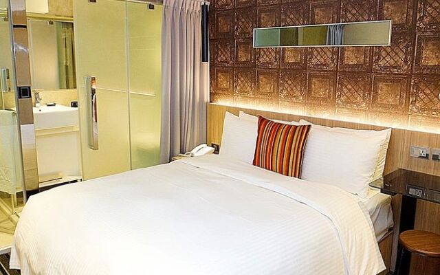 Urban Chic Inn