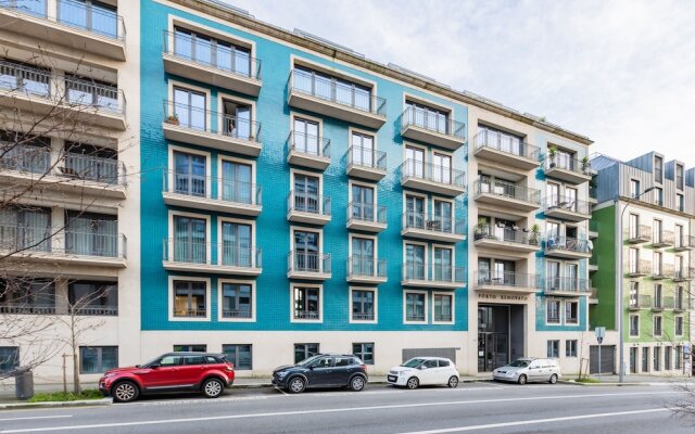 Renovato Deluxe Apartment