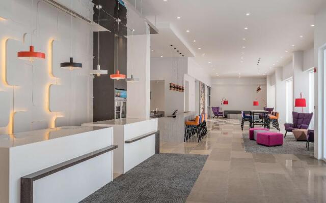 Parkinn by Radisson Iloilo