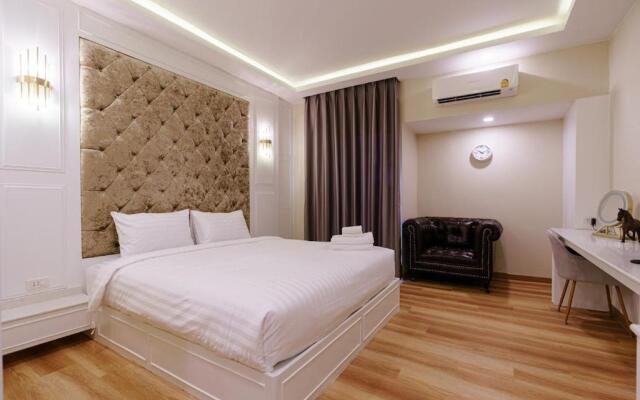 Calinton Hotel
