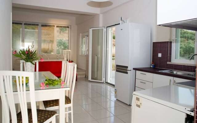 Stylish Flat Romantic Sunsets 300M To The Beach