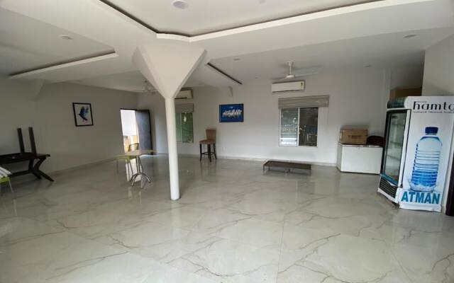 GoBravo 12 - Vansh 4Bhk Farm w/t Pool Sec135 Noida