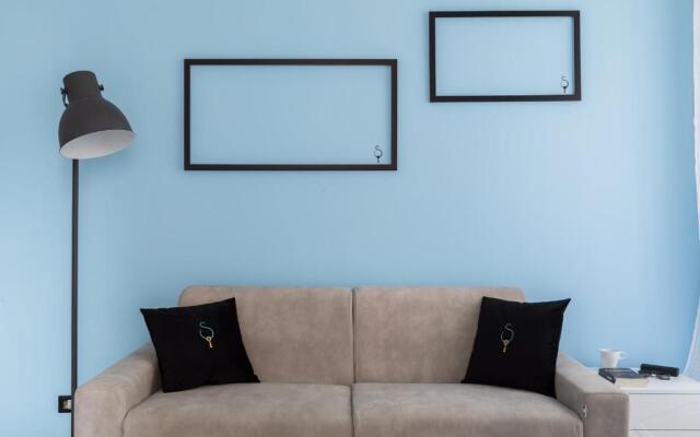 A World Aparts - 23 Artisti