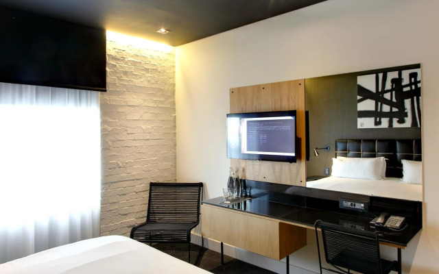 Century City Hotel Urban Square