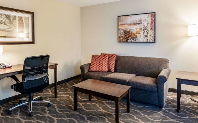 Country Inn & Suites by Radisson, Grandville-Grand Rapids West, MI