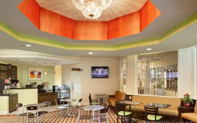 Doubletree by Hilton Hotel Fayetteville