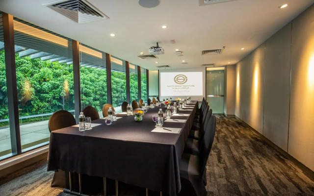 Santa Grand Signature Kuala Lumpur
