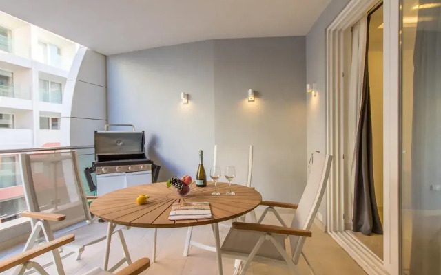 Modern Spacious apt 2mn to the sea Qawr