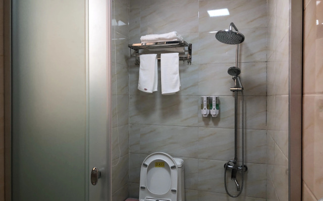 Yueqingnian Apartment