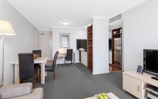 Oaks Brisbane Lexicon Suites