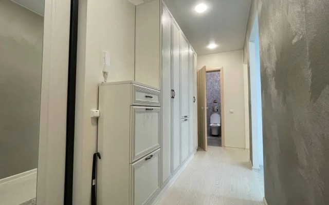 Апартаменты на проспекте Геннадия Айги 20