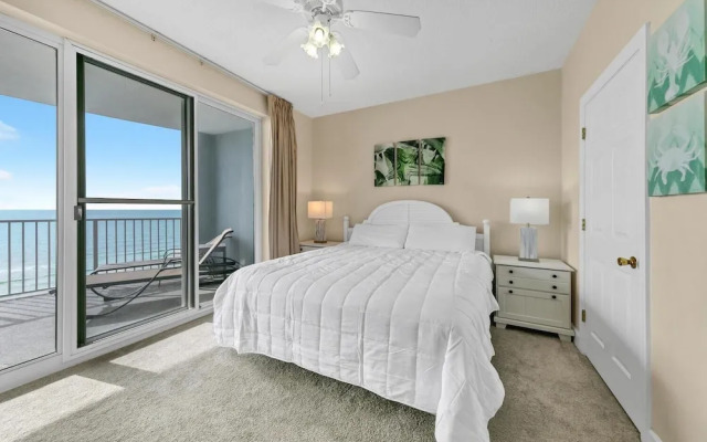 Twin Palms 804