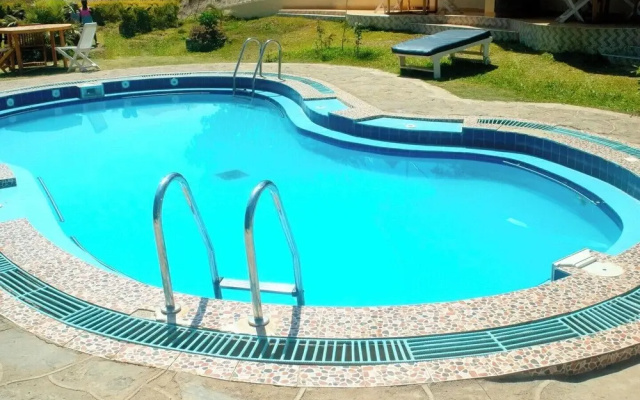 The Mugumo Valley Resort